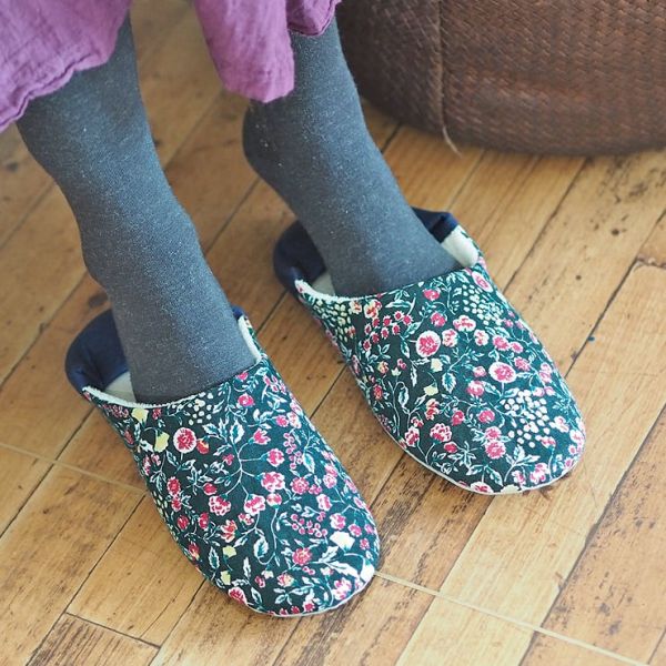 MaisonBlanche-日本製花卉男女兩穿室內拖鞋-共6色 