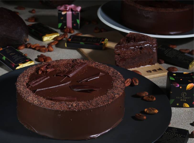 Longan Infused Nama Chocolate Cake 