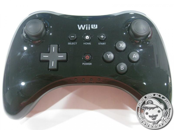 中古二手原廠 Wii U 主機專用 PRO 無線手把(黑色)+USB充電線+全新 WiiU 殭屍U 遊戲片 一套 