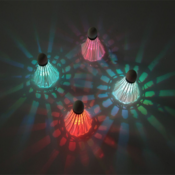 LED羽球(4只一組) 羽毛球 發光,羽毛球,夜間打球必備