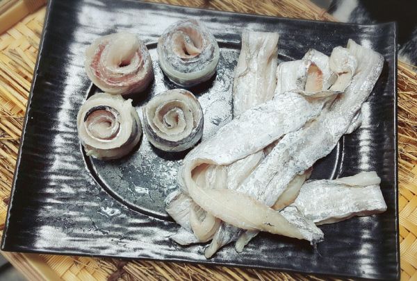白帶魚清肉 