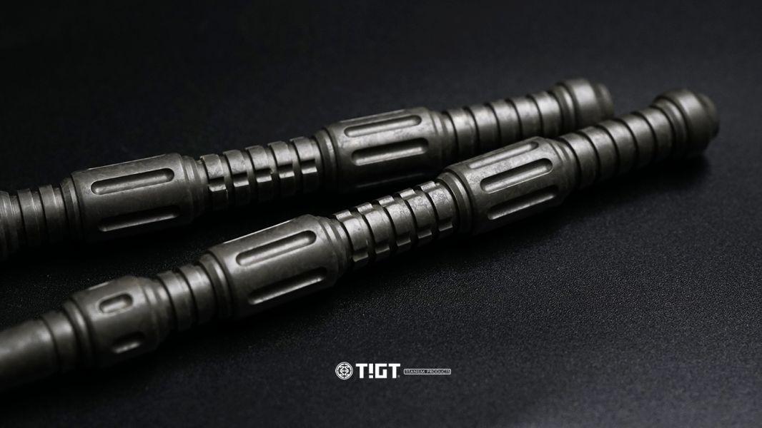 武塔箸 - 236mm 精裝版本 一雙由醫材植入物原料+製程製成的筷子 武塔箸,ULTRA鈦錶帶,TIGT,鈦金屬