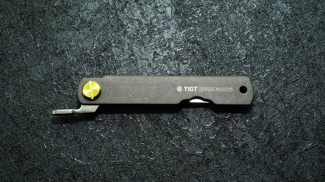 <現貨>TIGT 鈦殼折刃 - 石紋色- 鈦金屬護殼+鈦螺絲，刀刃為鍛造鋼 鈦殼刀,萬用刀,隨身小刀,肥後守