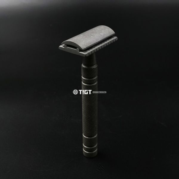 TIGT - 鈦金屬傳統刮鬍刀套組 - 三件式可分離拆洗，預購加贈精裝鐵盒與鋁合金刀座 刮鬍刀,父親節,生日禮物,設計風格,鈦金屬,男士精品