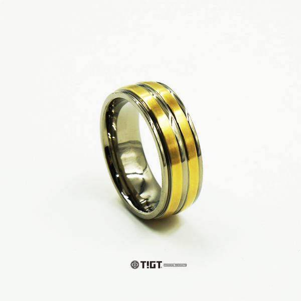 TIGT - 純鈦戒指 - 8mm寬 - 一只裝 - 銀色間金鍍層 