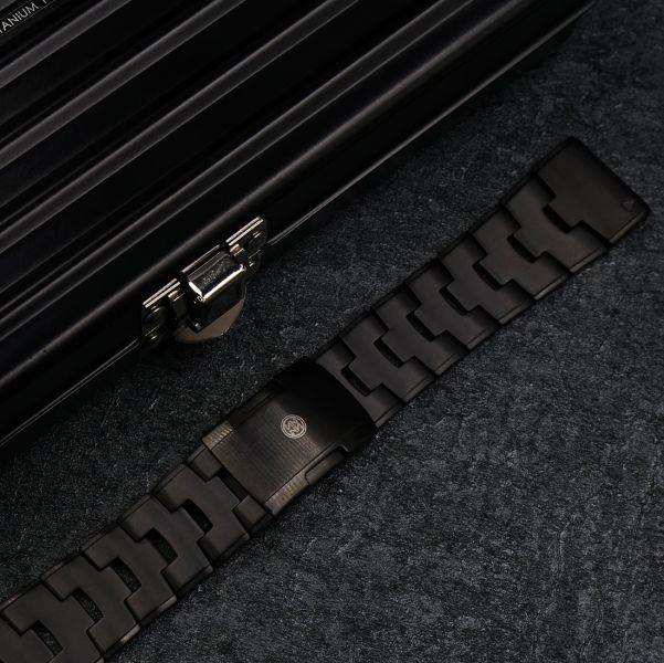 GARMIN QuickFit 26mm專用 - 鈦金屬錶帶 + 不銹鋼錶扣活頁 - 黑色 PVD 版本 鈦錶帶;26mm錶帶;GARMIN,專用錶帶,潛水,海洋