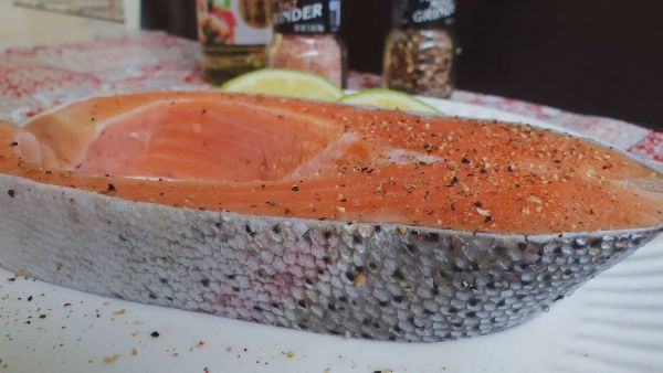 厚切頂級鮭魚2片一組 (350-400g 片)-不含運 