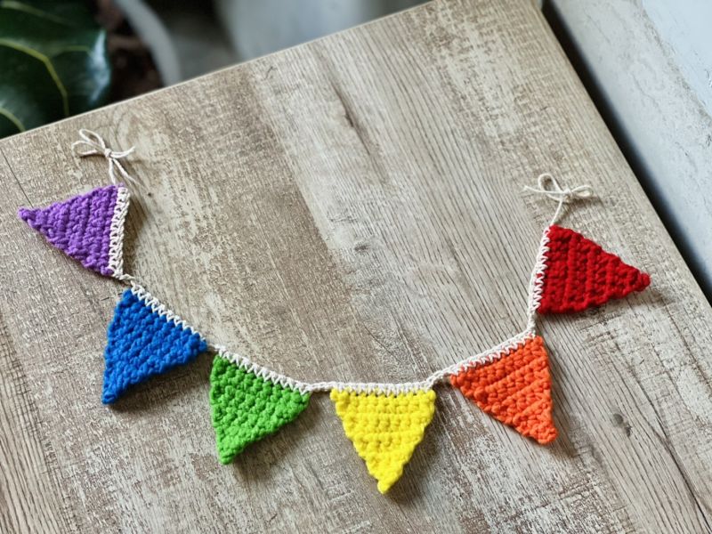 彩虹溱織手作派對旗 