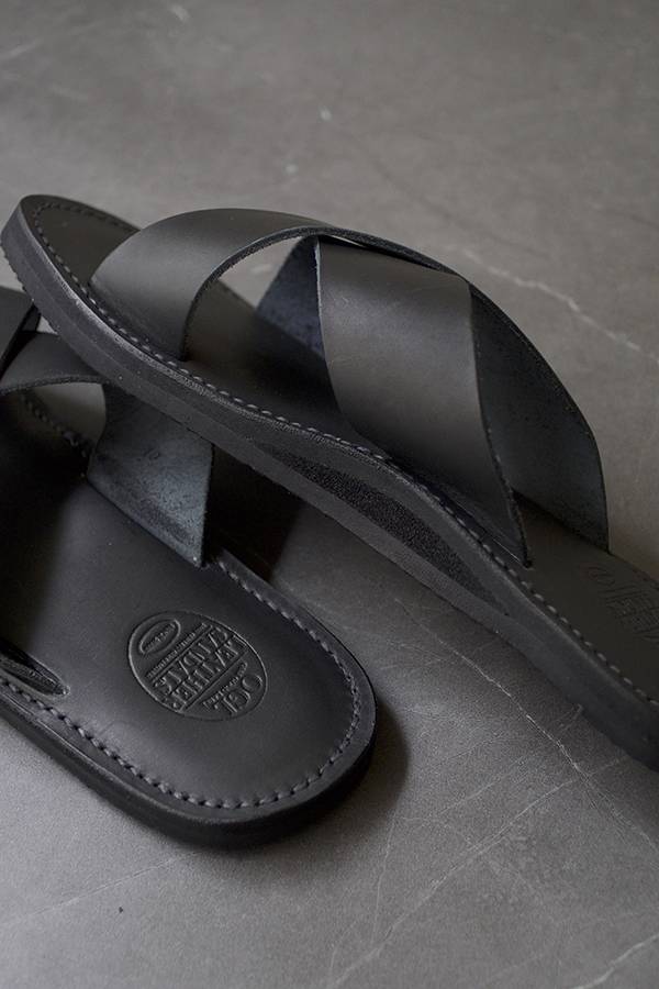 Dr. Sole x OGL Cross Style Leather Sandals/Black 