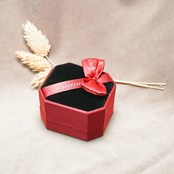八角緞帶單戒指盒(藍/紅)(黑底)送禮盒-飾品收納盒|收納首飾盒 飾品收納盒