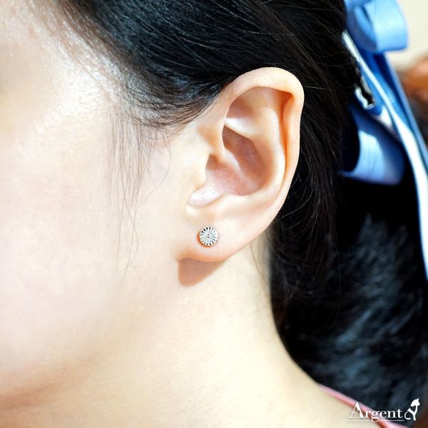 「菊紋」造型純銀耳環推薦|925銀飾(一對價) 耳環