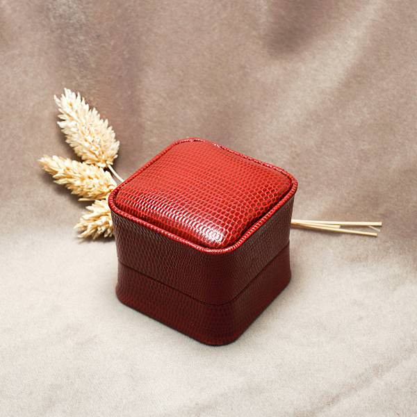 皇家貴族單戒盒(外紅內黑)-飾品收納盒|收納首飾盒 皮革戒指盒