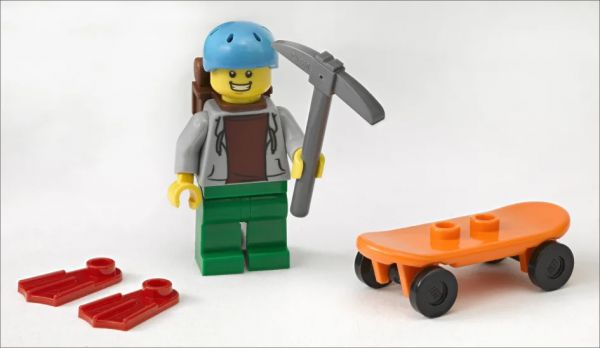 DK LEGO Minifigure Mission: Build Your Way Back Home (樂高人偶出任務：打造回家的路) 