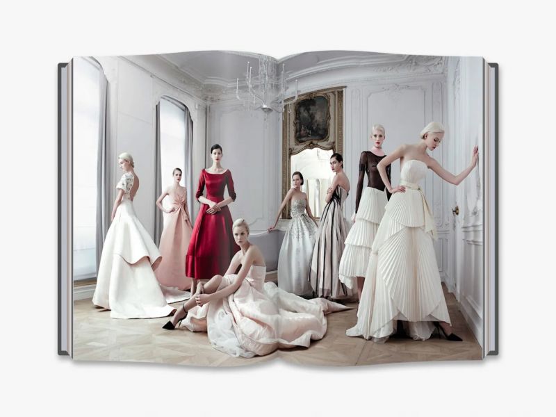 Dior: New Looks (迪奧：經典與創新) 