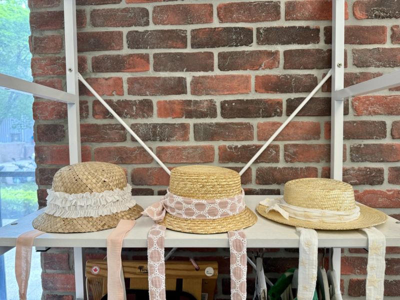 Frou Frou Sara Straw Hat - Off-white Ruffles and Rose Tapes 